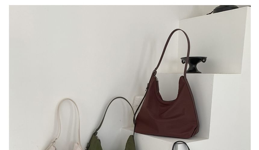Plain Nylon Shoulder Bag