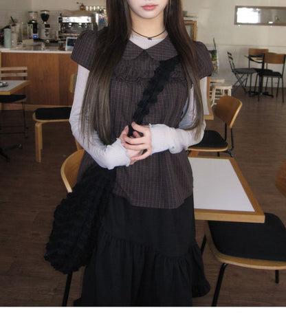 Collared Plaid Cropped Tee with Short Sleeves