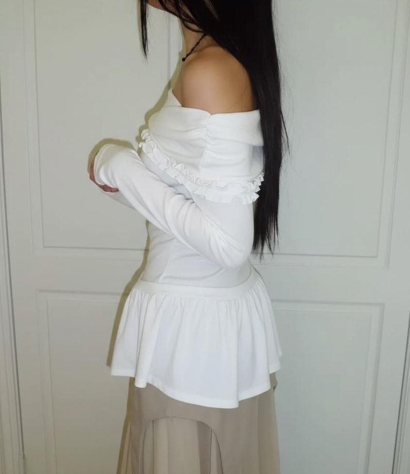 Off-Shoulder Ruffle Long-Sleeve Top