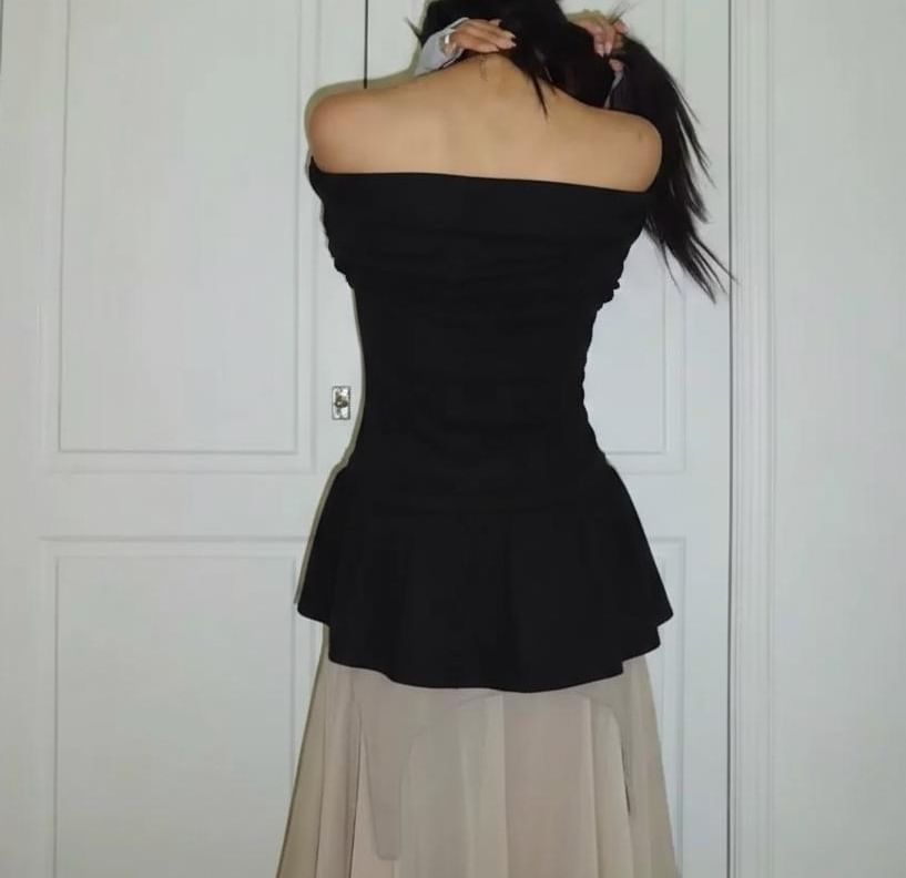 Off-Shoulder Ruffle Long-Sleeve Top