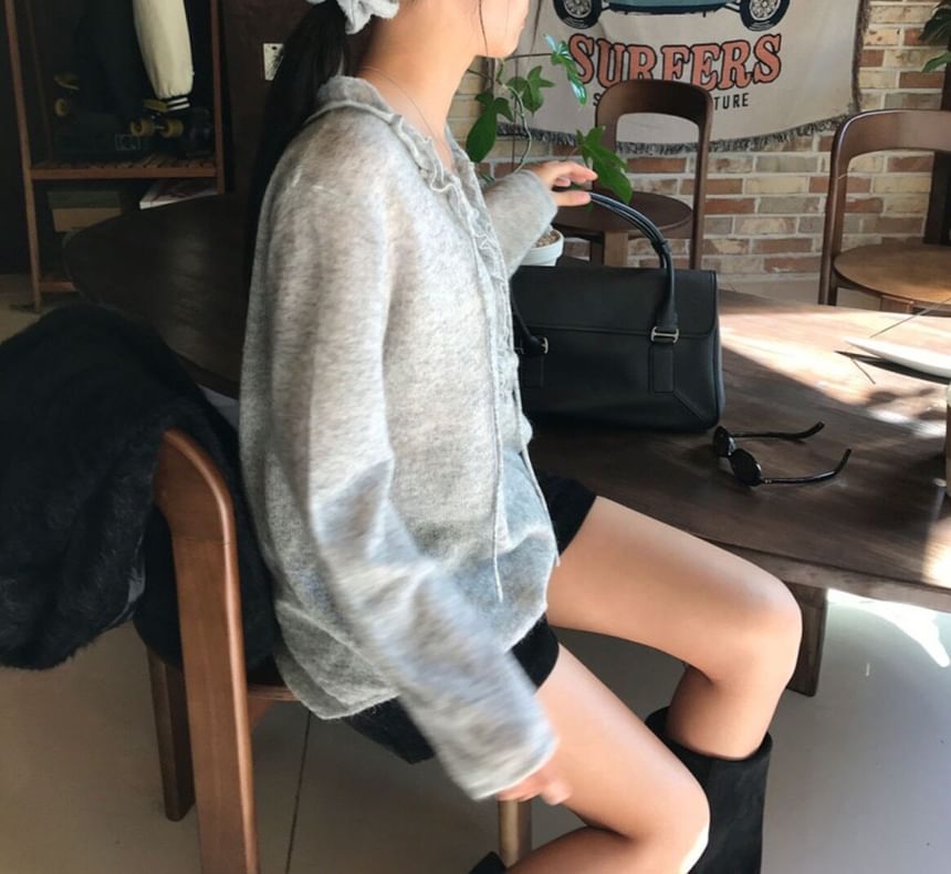 Ruffled Long-Sleeve V-Neck Knit Top