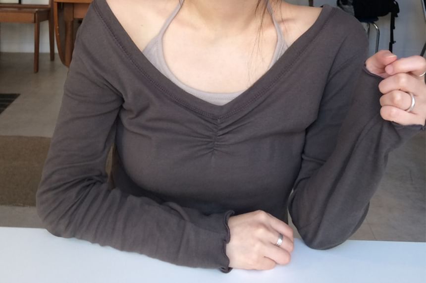 Long-Sleeve V-Neck Ruched Halter Tee