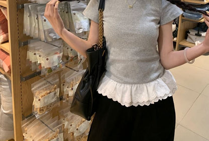 Short Sleeve Round Collar Minimalist Lace Hem Tee