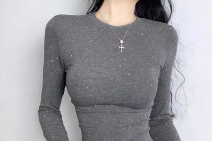 Extended Sleeve Round Collar Minimalist Crystal Tee