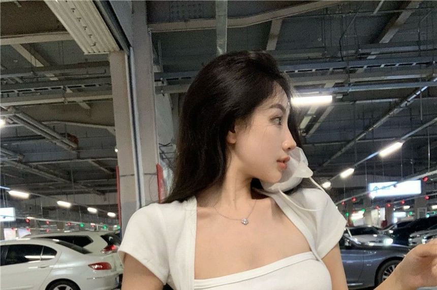 Short Sleeve Square Collar Minimalist Panel Top