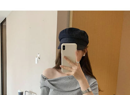 Short Sleeve One-Shoulder Minimalist Tee