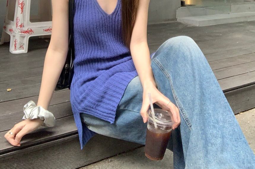 Ribbed Knit Slit Halter Top
