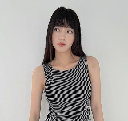 Round Neck Striped Sleeveless Top