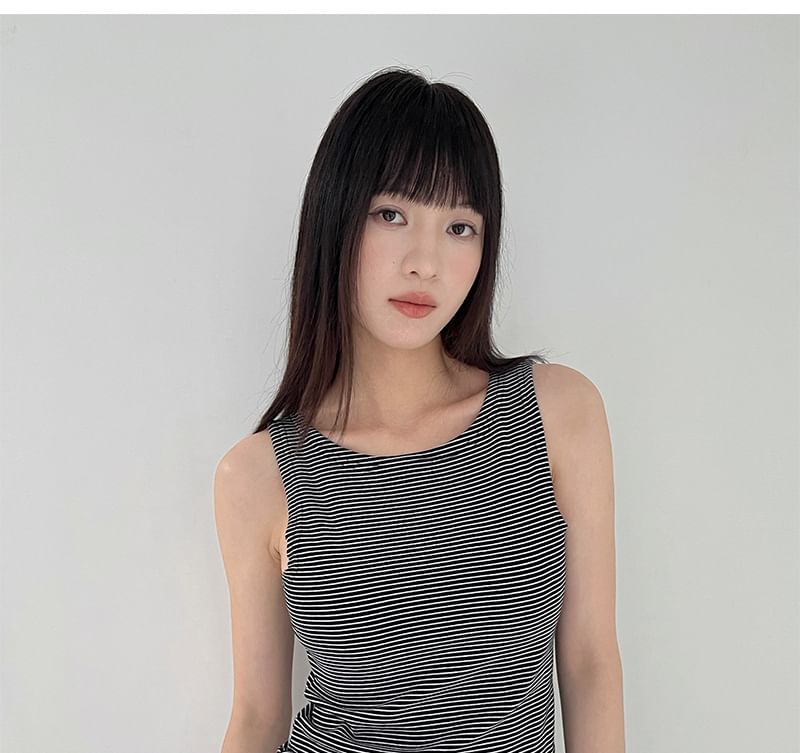 Round Neck Striped Sleeveless Top
