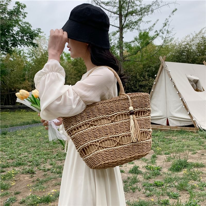 Woven Tasseled Tote Bag