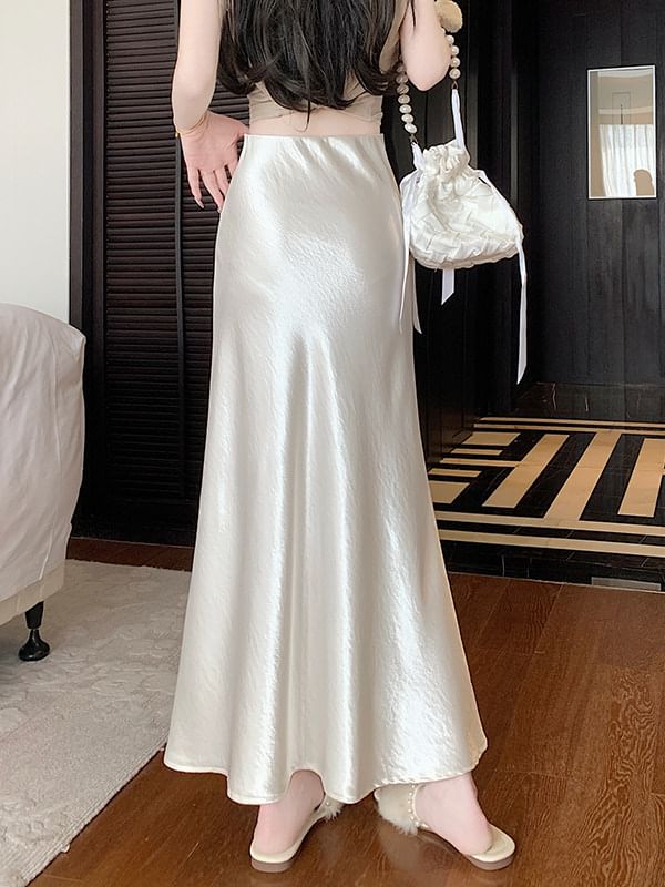 Black High Waist Plain Satin Maxi A-Line Skirt - Altfashion Shop