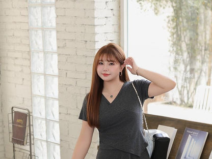 Black Short-Sleeve V-Neck Asymmetrical Plain T-Shirt with High Waist Maxi A-Line Skirt - Altfashion Shop
