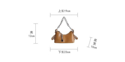 Chunky Chain Faux Leather Shoulder Bag