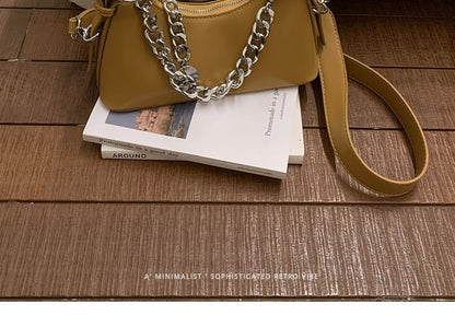 Chunky Chain Faux Leather Shoulder Bag