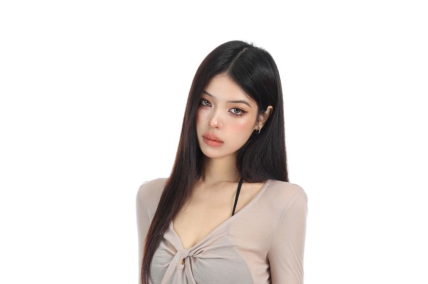 Long-Sleeve V-Neck Knot Hem Cropped Tee with Lettuce Edge