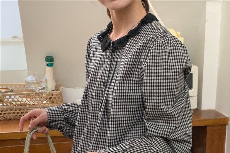 Plaid Collared Long Sleeve Blouse