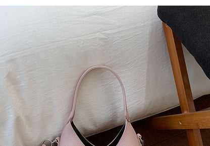 Set: Twist Lock Crossbody Shoulder Bag + Pouch