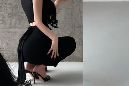 Sleeveless Scoop Neck Plain Cutout Tie Back Knit Maxi Sheath Dress