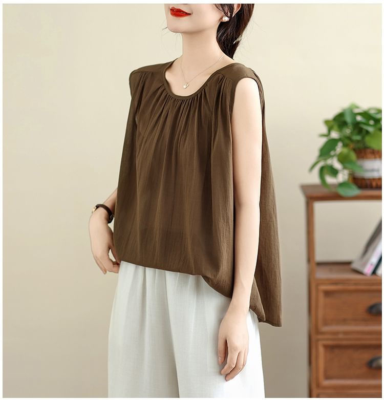 Sleeveless Round Neck Solid Shirred Top