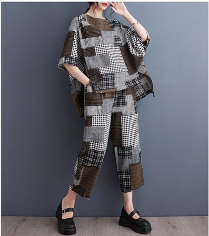 Short Sleeve Crew Neck Plaid Panel Blouse and Mid Rise Capri Trousers Co-ord