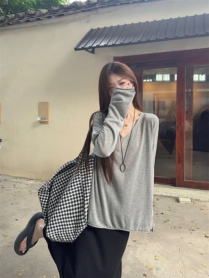 Long Sleeve V-Neck Solid Tee