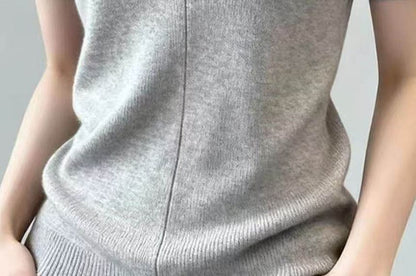 Short Sleeve V-Neck Solid Knit Top