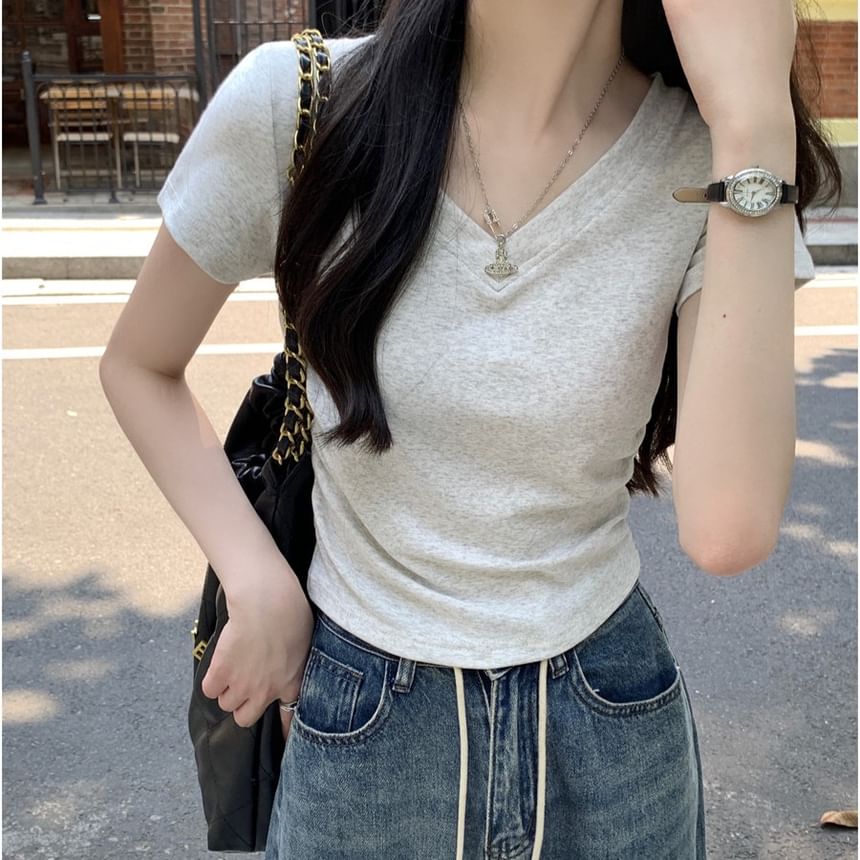 Short Sleeve V-Neck Solid T-Shirt