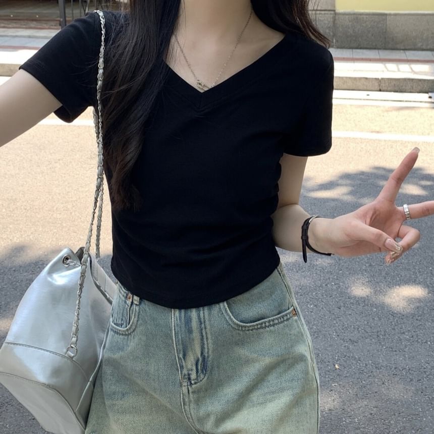 Short Sleeve V-Neck Solid T-Shirt