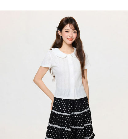 Short-Sleeve Plain Shirred Button-Up Blouse / Dotted Sash