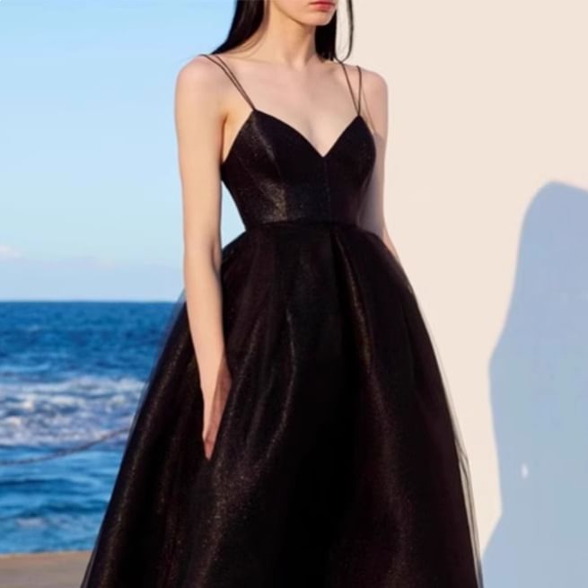 Spaghetti Strap V-Neck Plain A-Line Evening Gown