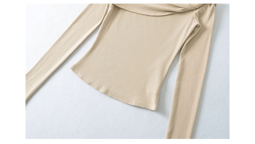 Off-Shoulder Twisted Detail Long-Sleeve Tee
