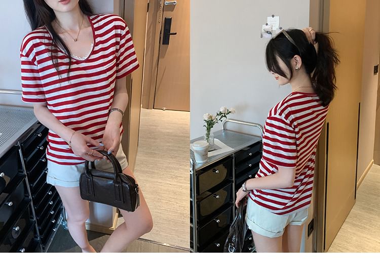 Short-Sleeve V-Neck Striped Lace Trim T-Shirt