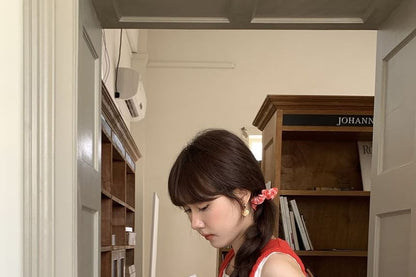 Sleeveless V-Neck Solid Ruched Tank