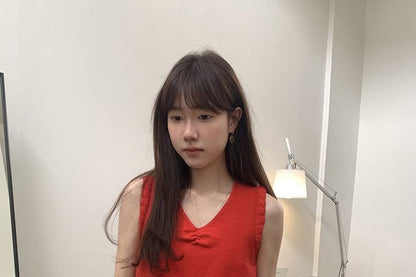 Sleeveless V-Neck Solid Ruched Tank