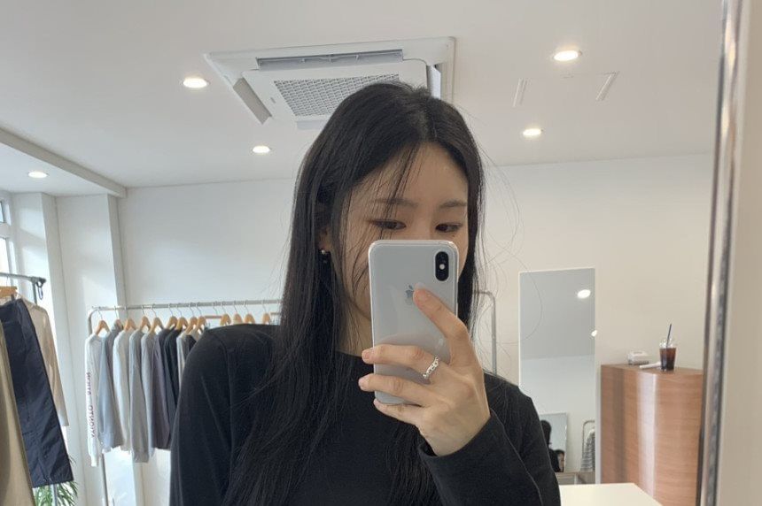 Long Sleeve Crew Neck Solid Ruffle Hem Tee