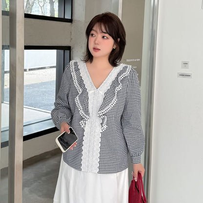 [XL-4XL] Long-Sleeve V-Neck Lace Panel Plaid Blouse
