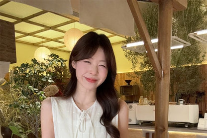 Sleeveless V-Neck Plain Lace Trim Blouse