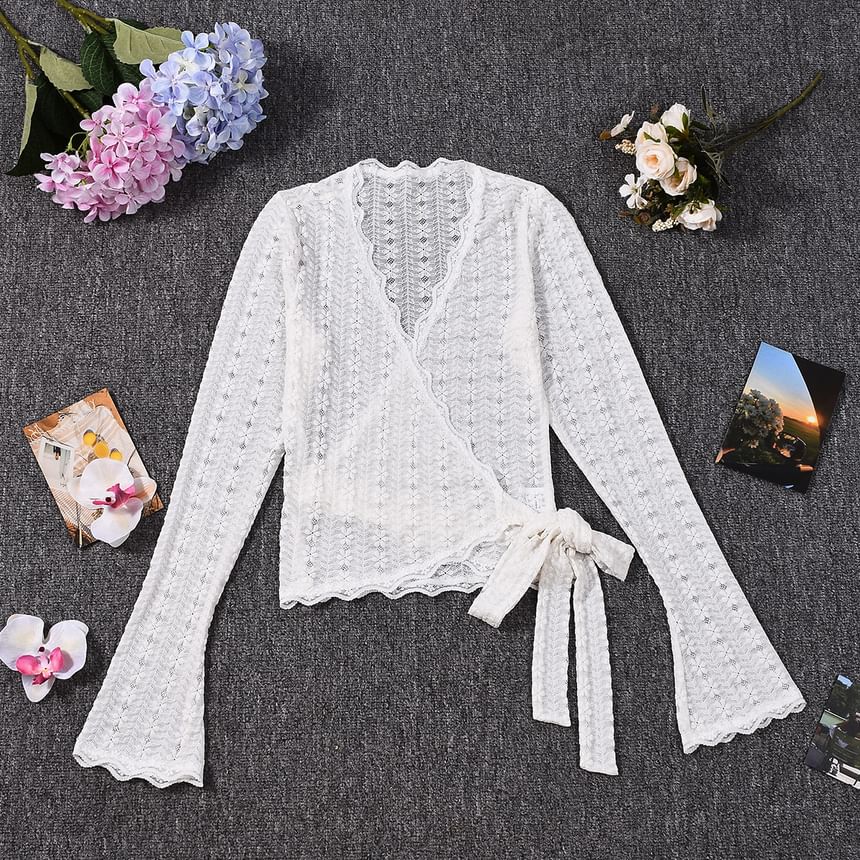 Long Sleeve V-Neck Lace Tie Waist Fitted Crop Top