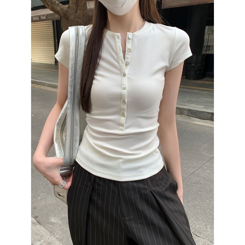 Fitted Button-Up Tee with Round Neck and Short Sleeves