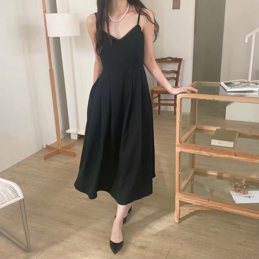 Spaghetti Strap V-Neck Plain Lace Trim Pleated Midi A-Line Dress