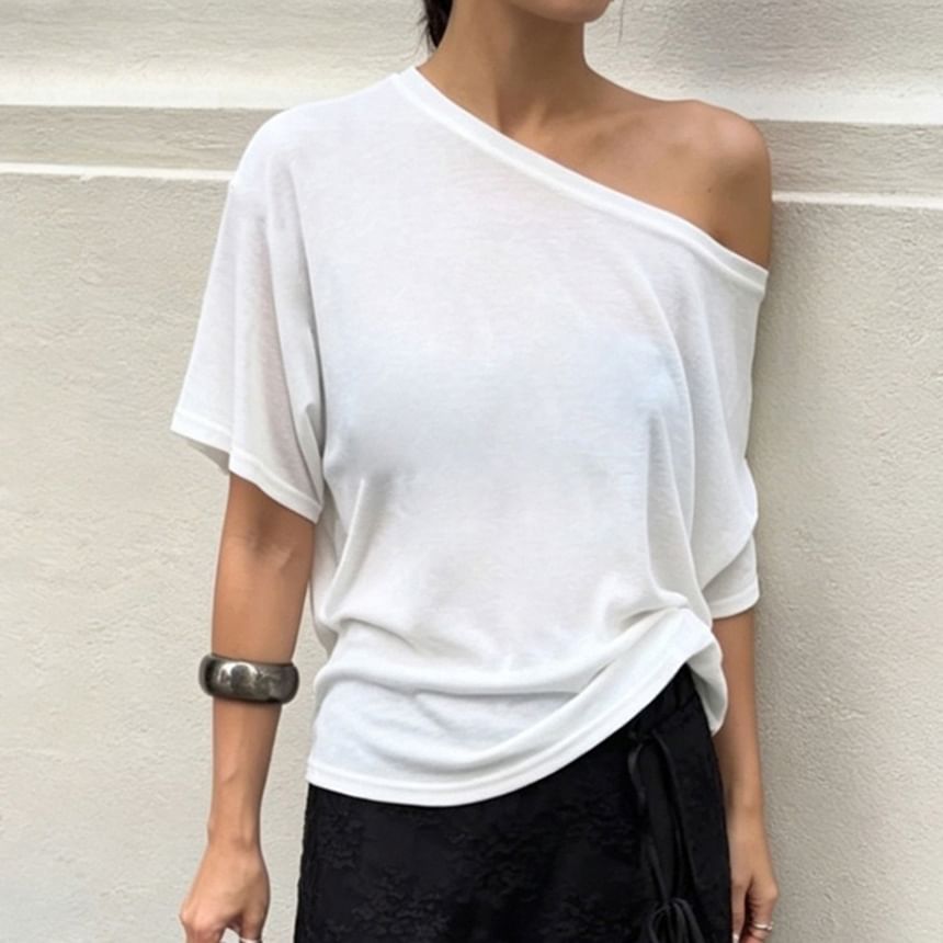 Cold Shoulder Loose Fit Tee