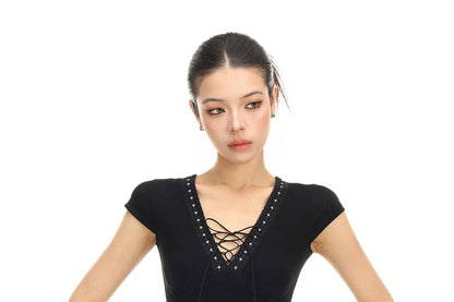Short-Sleeve V-Neck Plain Lace Up Crop T-Shirt