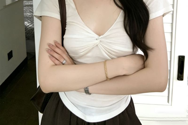 V-Neck Short Sleeve Ruched Tee