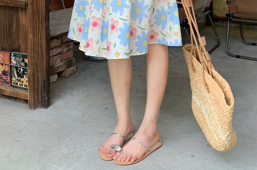 Mid Rise Floral A-Line Skirt