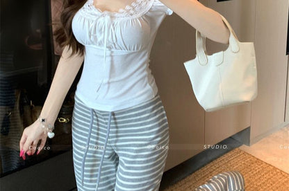 Short-Sleeve Scoop Neck Plain Lace Trim Ruched T-Shirt