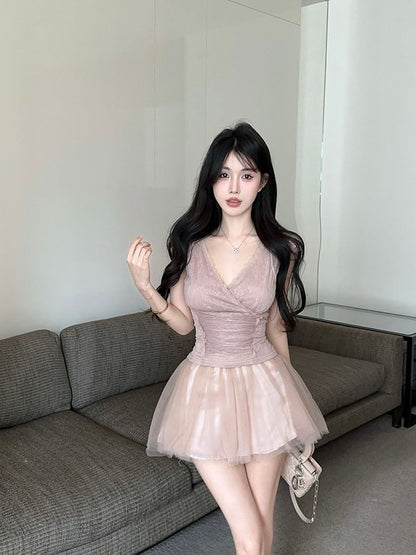 Cap-Sleeve V-Neck Ruched Lace Crop Top / High Waist Plain Mesh Mini A-Line Skort