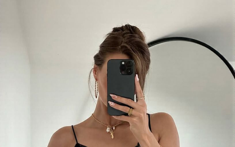 V-Neck Lace See-Through Slim-Fit Crop Camisole Top