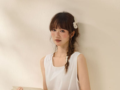 Lace Trim Tank Top / Mid Rise Shorts