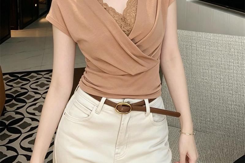 Mock Two-Piece Short-Sleeve V-Neck Lace Panel Ruched Crop T-Shirt
