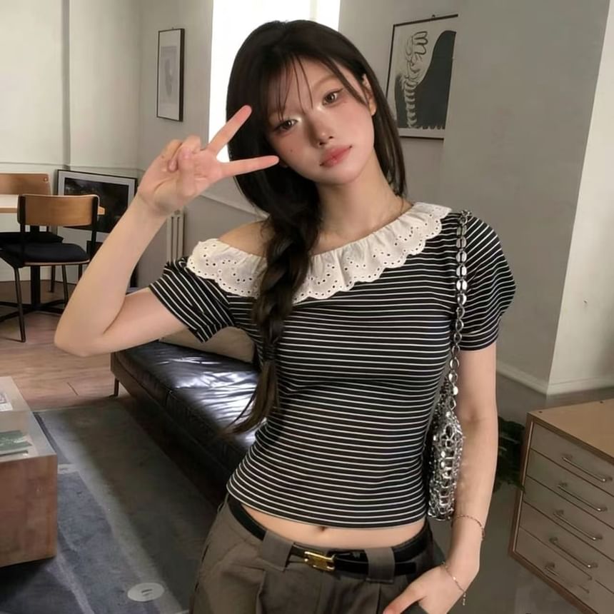 Off-Shoulder Striped Eyelet Lace Crop Tee
